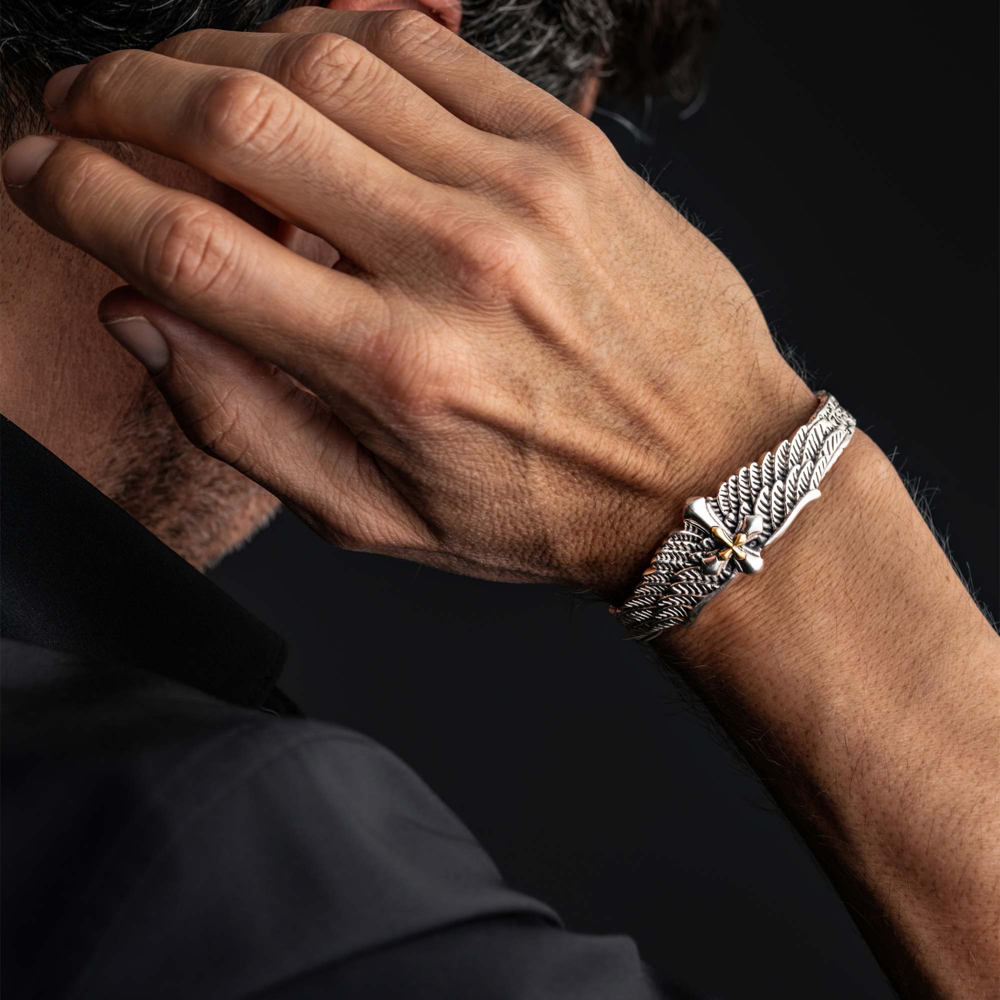 Calvi - Angel Wings Cross Bracelet