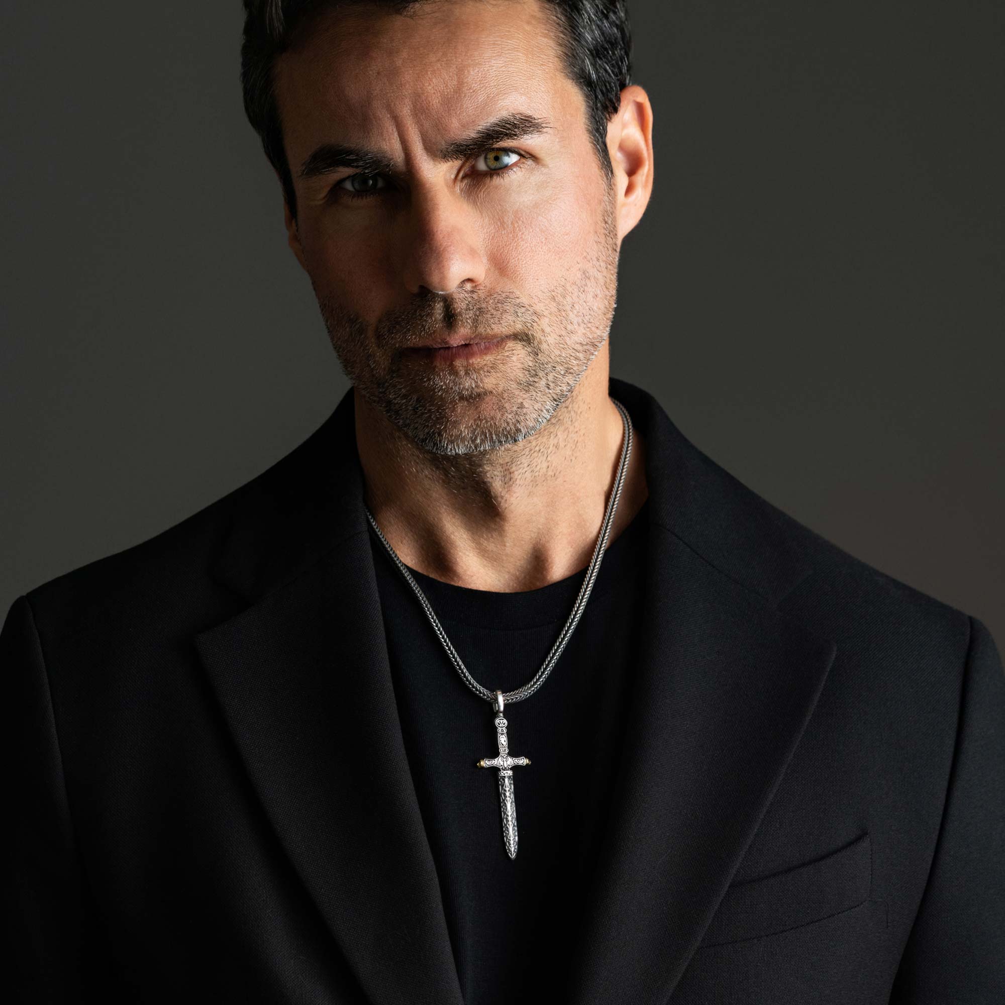 Ravenna - Cruz Espada Colgante