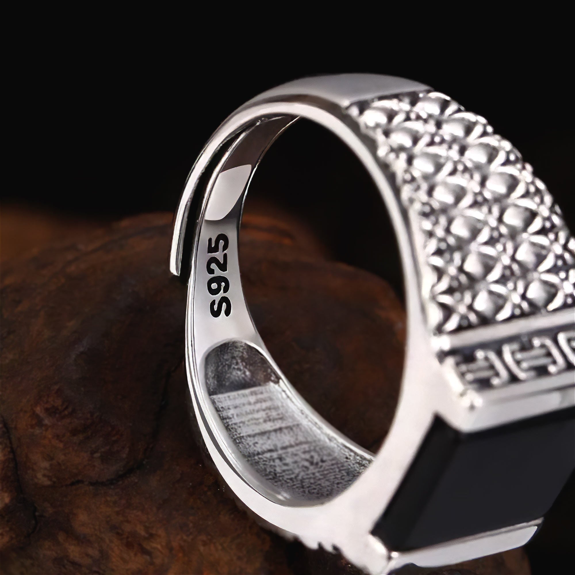 Vigo – 925 Silver Black Stone Signet Ring