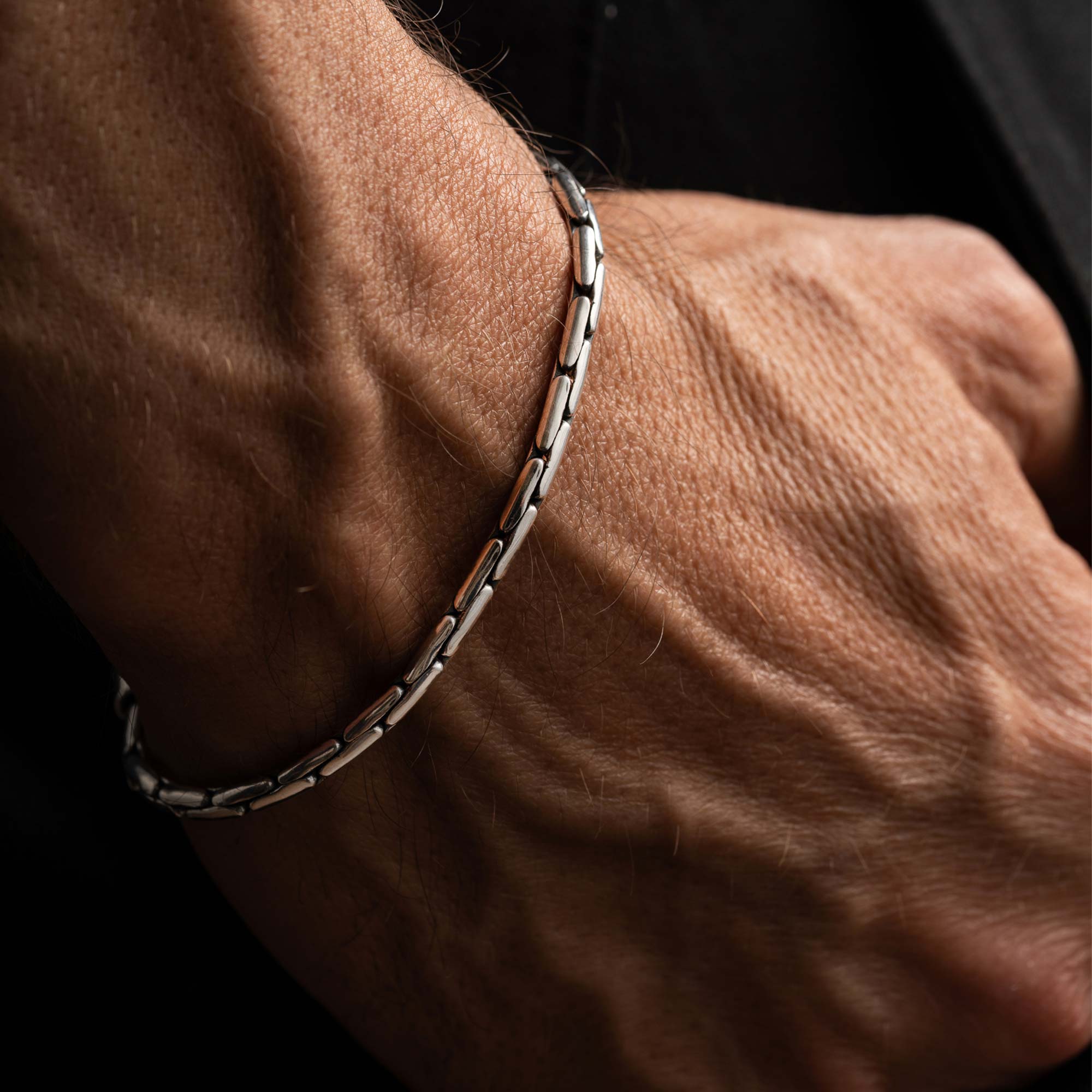 Alfo - Slim Elegant Bracelet