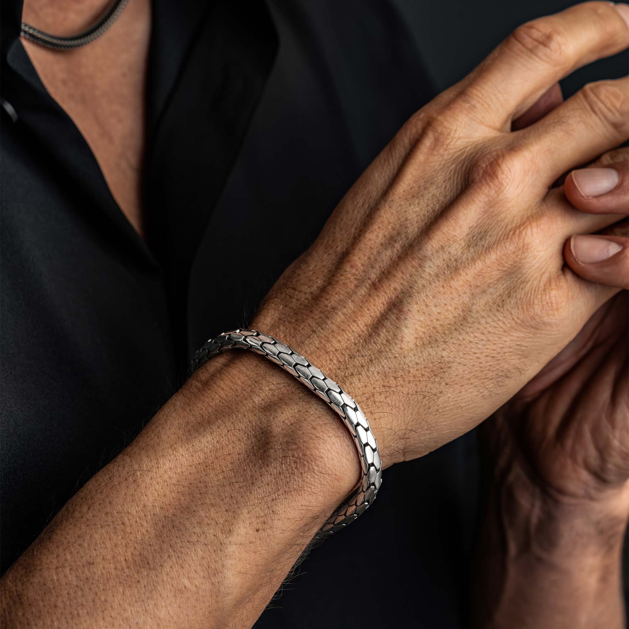 Roma - Silver Snake Scale Elegant Bracelet