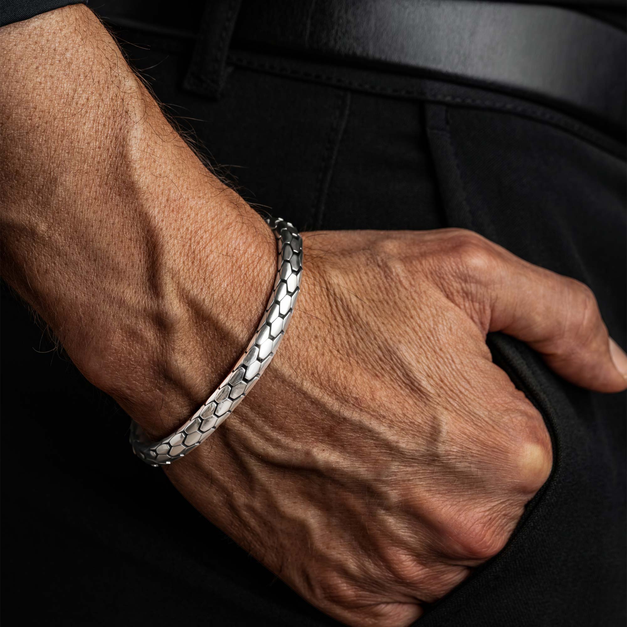 Roma - Silver Snake Scale Elegant Bracelet