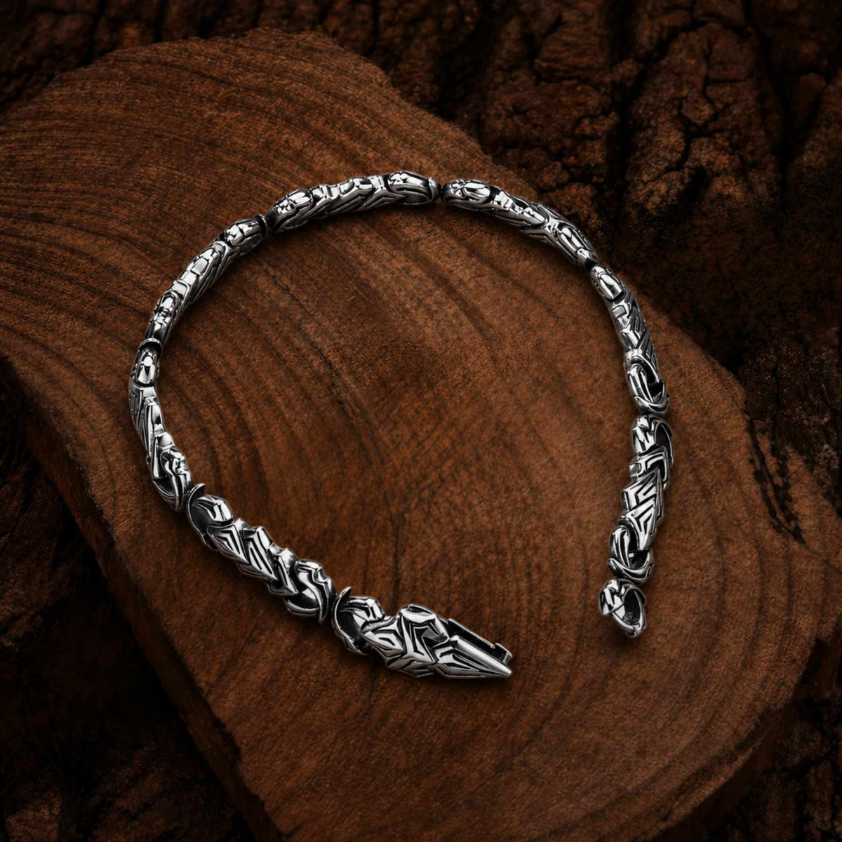 Ladon - Dragon Spear Link Bracelet