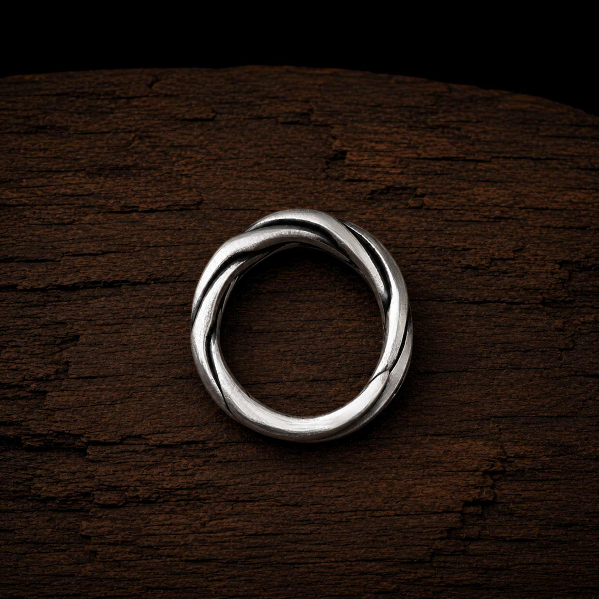 Nexus – Flettet ring