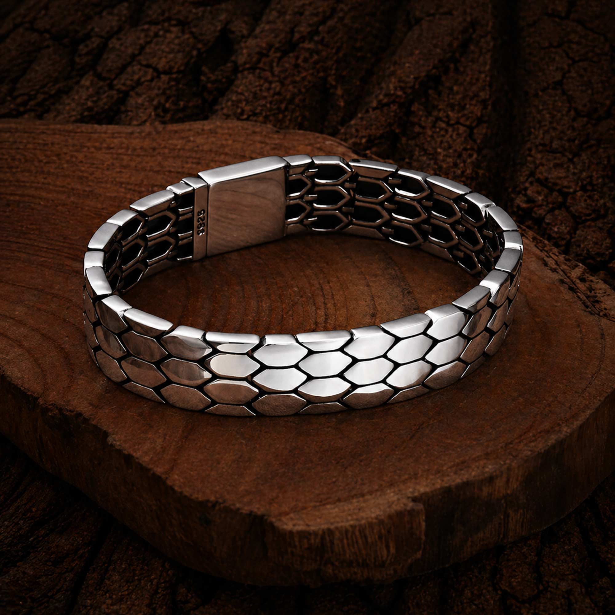 Ruvo - Hexagonal Link Silver Bracelet
