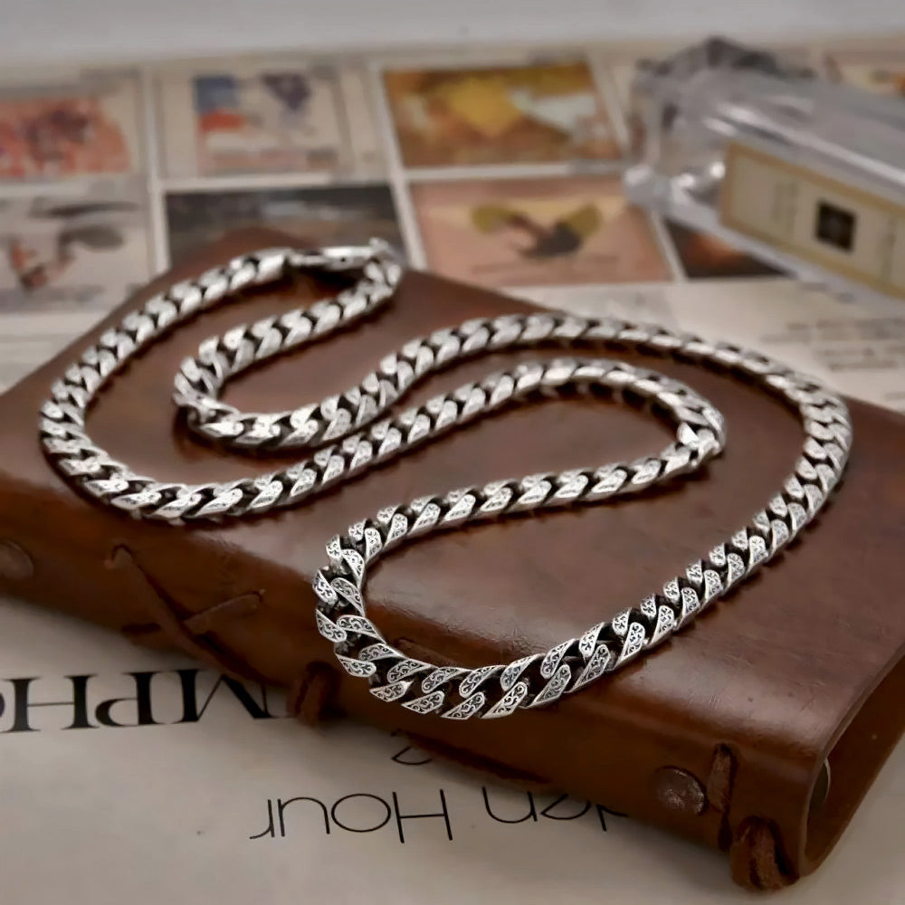 Fulda - Collar de cadena de plata con patrón bordado