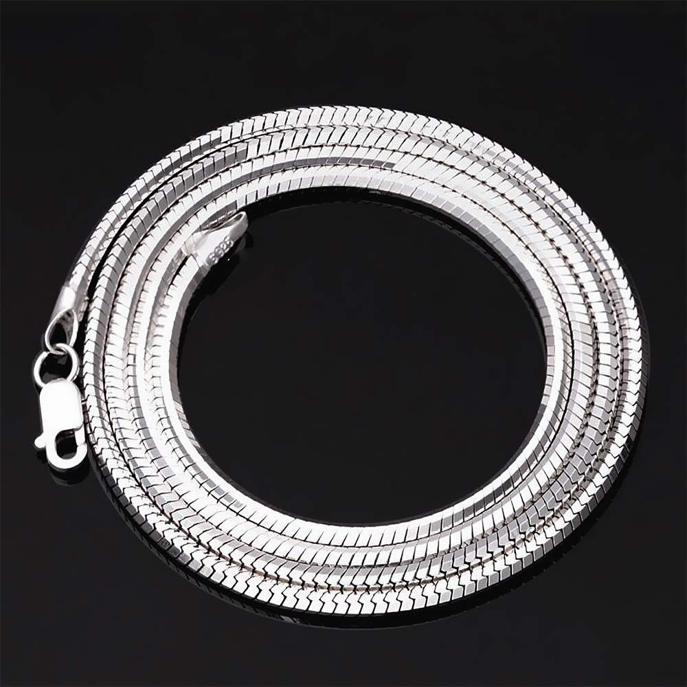 Fuli - Collar de cadena delgada con hueso de serpiente