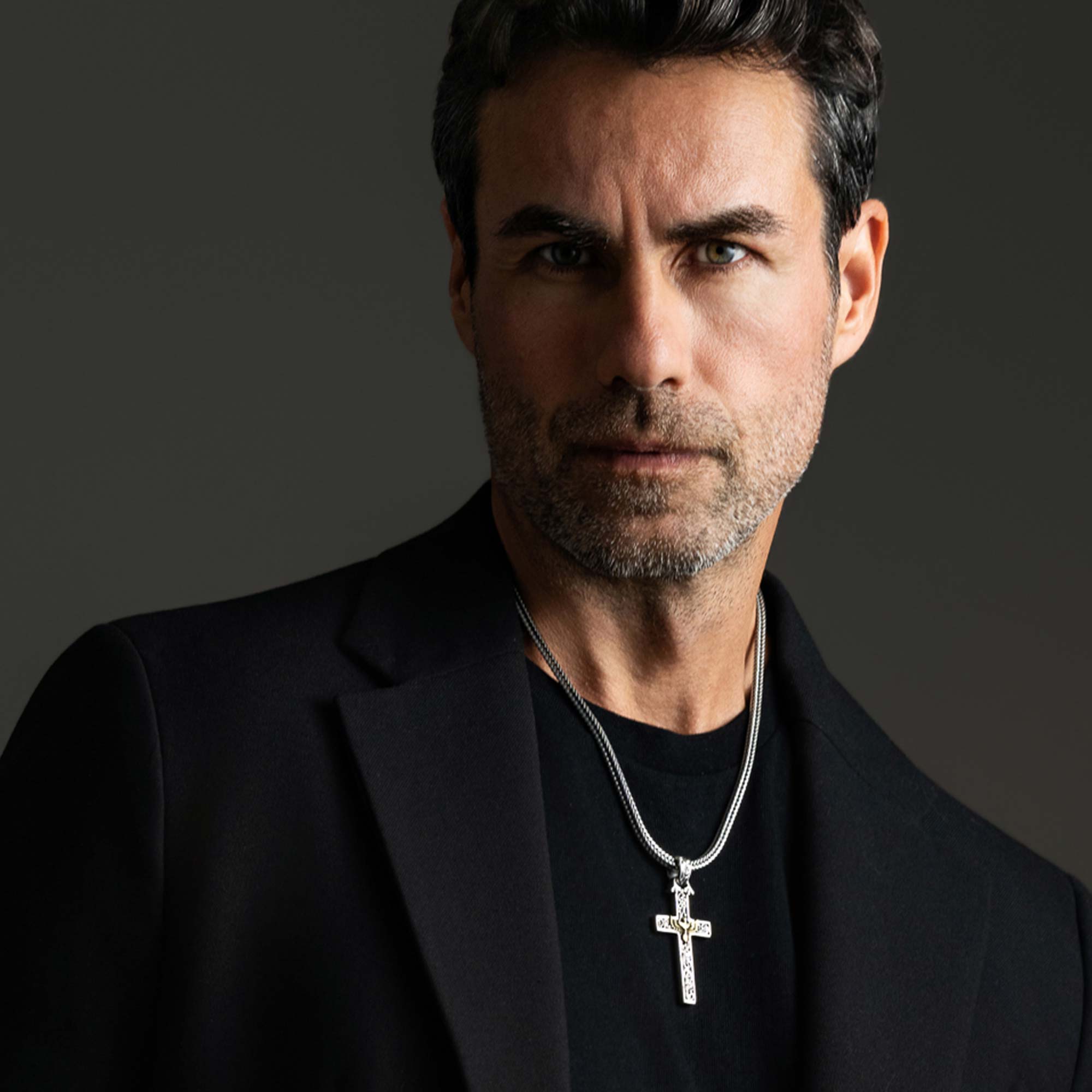 Cervia - Colgante Cruz Alada de Plata